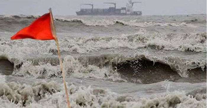 সমুদ্রবন্দরে ৩ নম্বর সতর্ক সংকেত জারি