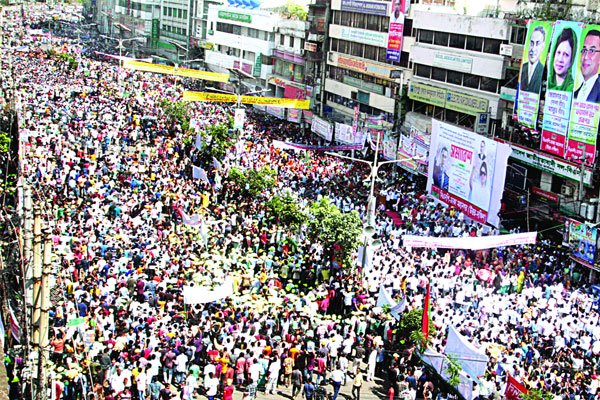 ঢাকায় সমাবেশ, রাজপথ দখলে নিতে চায় বিএনপি