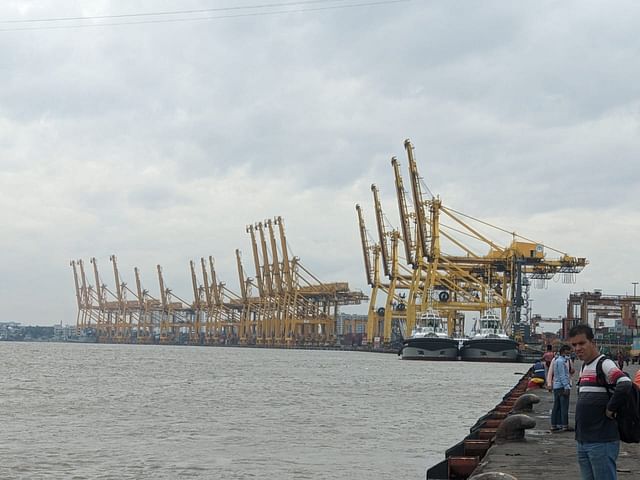 চট্টগ্রাম বন্দরে দ্বিতীয় সর্বোচ্চ সতর্কতা জারি