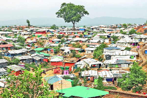 রোহিঙ্গাদের জন্য ব্যবস্থা দালালের তিন প্যাকেজ ♦ এনআইডি করতে দেড় লাখ ♦ পাসপোর্টসহ প্যাকেজ ৩ লাখ ♦ অন্য দেশে পাঠানো ৬ লাখ