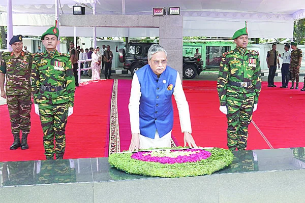 প্রথম দিন ব্যস্ত সময় রাষ্ট্রপতির জাতীয় স্মৃতিসৌধ, বঙ্গবন্ধুর প্রতিকৃতি, শহীদ মিনারে শ্রদ্ধা, আজ যাবেন টুঙ্গিপাড়ায়