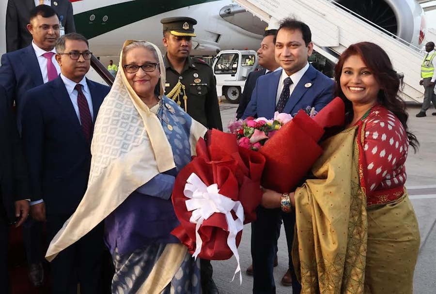 PM arrives in Doha to attend Qatar Economic Forum