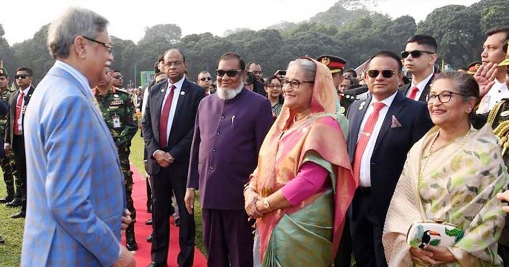 বঙ্গভবনে রাষ্ট্রপতির সংবর্ধনায় প্রধানমন্ত্রী