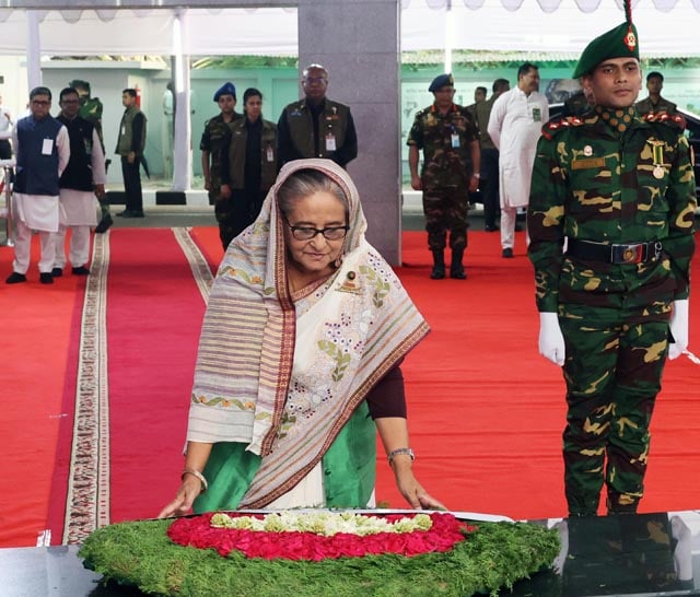 PM pays homage to Bangabandhu on Mujibnagar Day