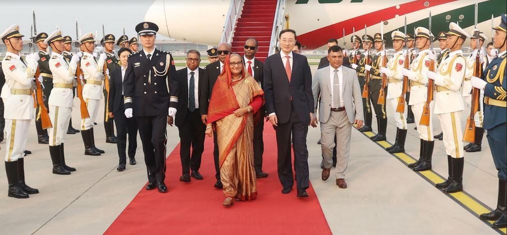 PM arrives in Beijing on 4-day bilateral visit