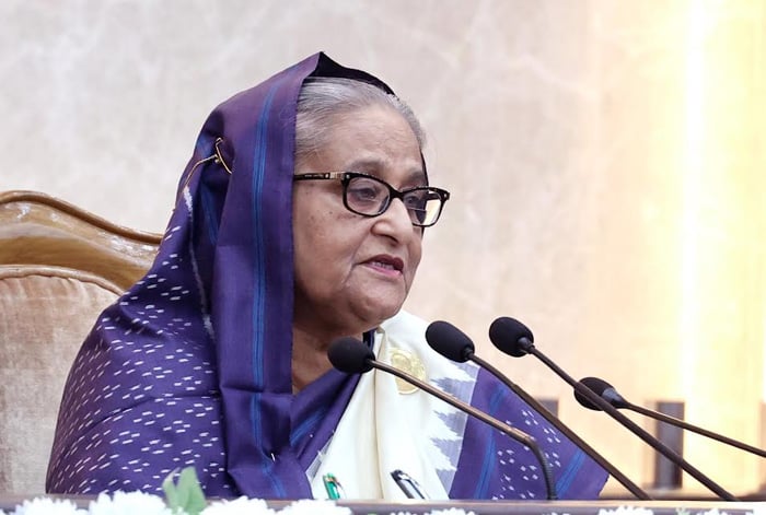 We have to show highest honour to freedom fighters: PM