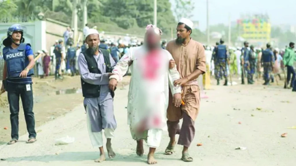 ইজতেমা ময়দানে দু’পক্ষের সংঘর্ষে নিহত ৩, আহত শতাধিক