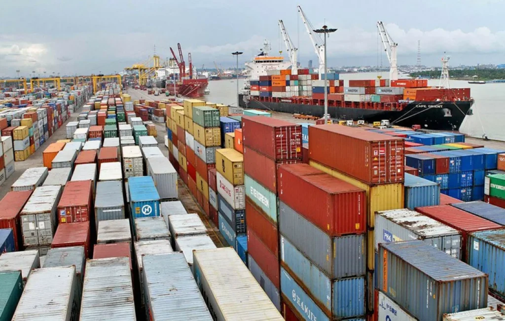 Press Wing: NCT sees efficiency boost under Chittagong Dry Dock management In the last seven days, the New Mooring Container Terminal recorded an average of 3,181 TEUs handled per day, compared to 2,956 TEUs per day during the previous seven day
