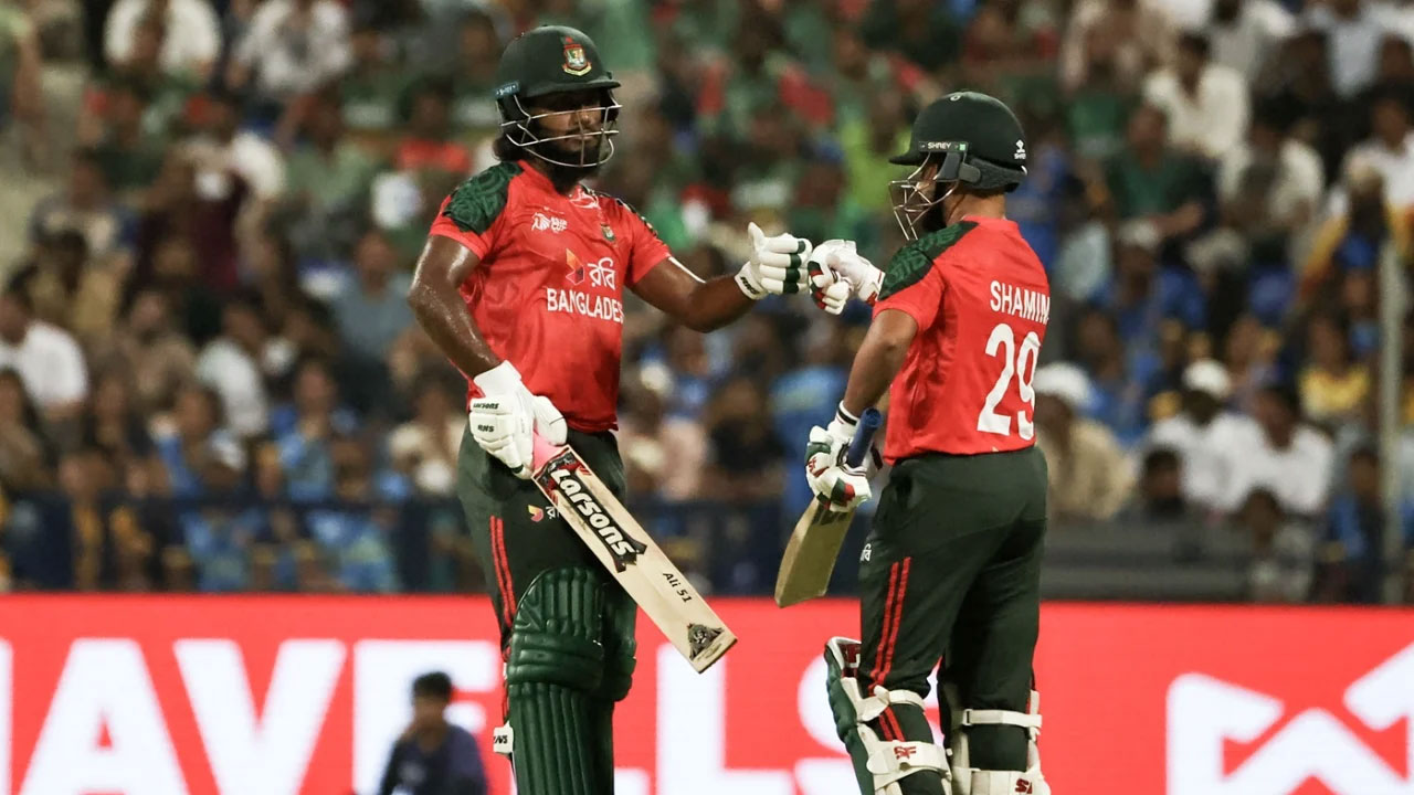 বাংলাদেশের টি-টোয়েন্টি ব্যাটিংয়ে ডট বলের চাপ, তামিমের হতাশা