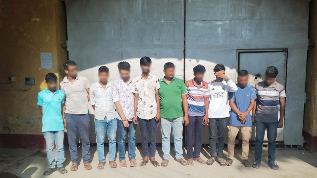 কুমিল্লা মেডিকেল কলেজ হাসপাতালে দালালচক্রের ১০ সদস্য আটক, সাজা