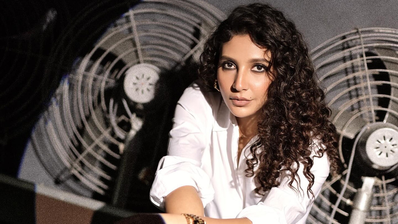 ‘লেডি সুপারস্টার’ তকমা নিয়ে শুভশ্রী গাঙ্গুলীর মন্তব্য, ‘আমাকেই অনেকে লেডি সুপারস্টার বলে’