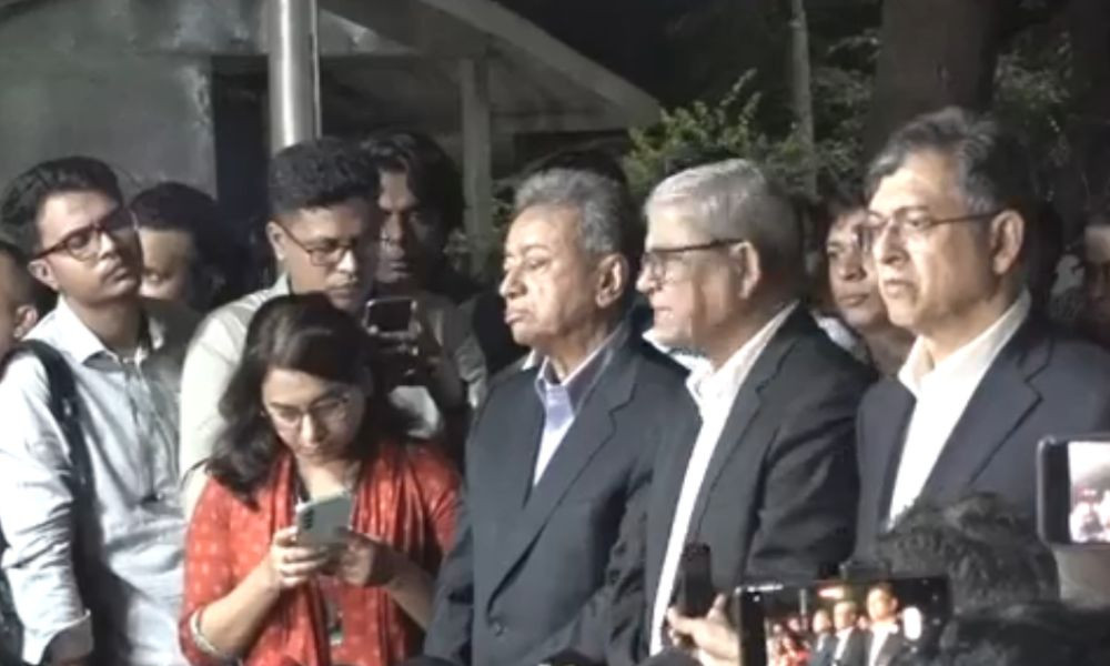 ত্রয়োদশ জাতীয় নির্বাচন অর্থবহ করতে অন্তর্বর্তীকালীন সরকারকে নিতে হবে তত্ত্বাবধায়ক ভূমিকা