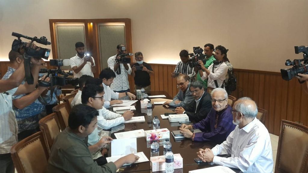 জাতীয় ঐকমত্য কমিশনের সঙ্গে বৈঠকে বসেছে এনসিপি