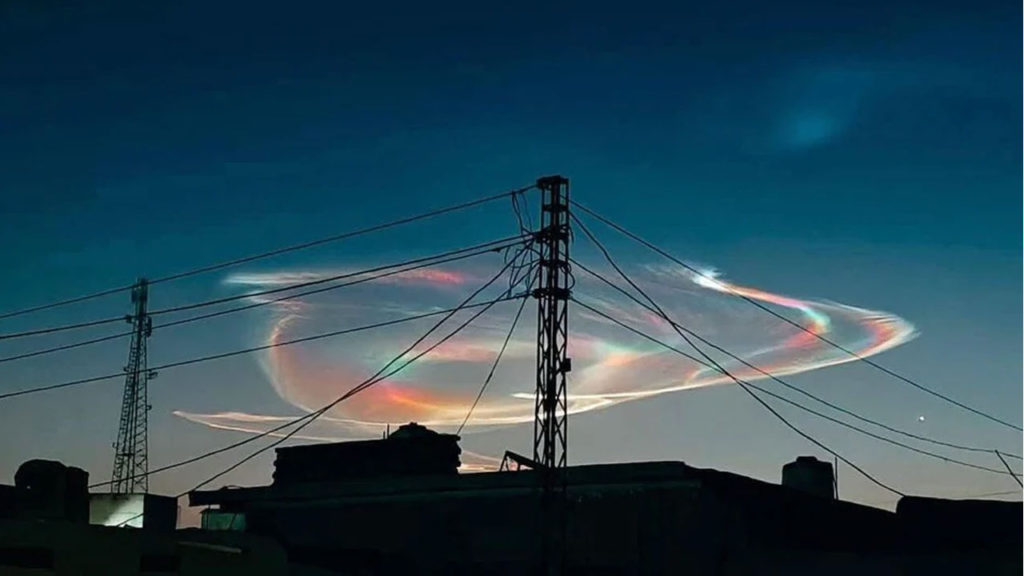 কোয়েটায় বিরল লেন্টিকুলার মেঘের দৃশ্য, ক্ষেপণাস্ত্রের গুজব উড়িয়ে দিল আবহাওয়া অধিদপ্তর