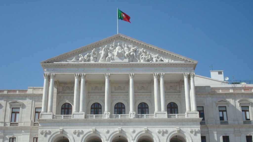 পর্তুগালে নাগরিকত্ব আইনে বড় পরিবর্তন: বসবাসের সময়সীমা দ্বিগুণ