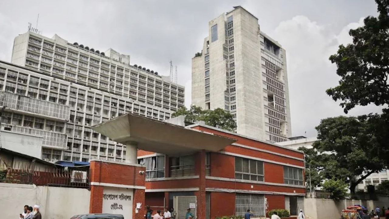 নতুন বেতন কাঠামো প্রণয়নের জন্য পে কমিশনে ১২টি প্রস্তাবনা জমা দিল সিভিল সার্ভিস (মৎস্য) অ্যাসোসিয়েশন