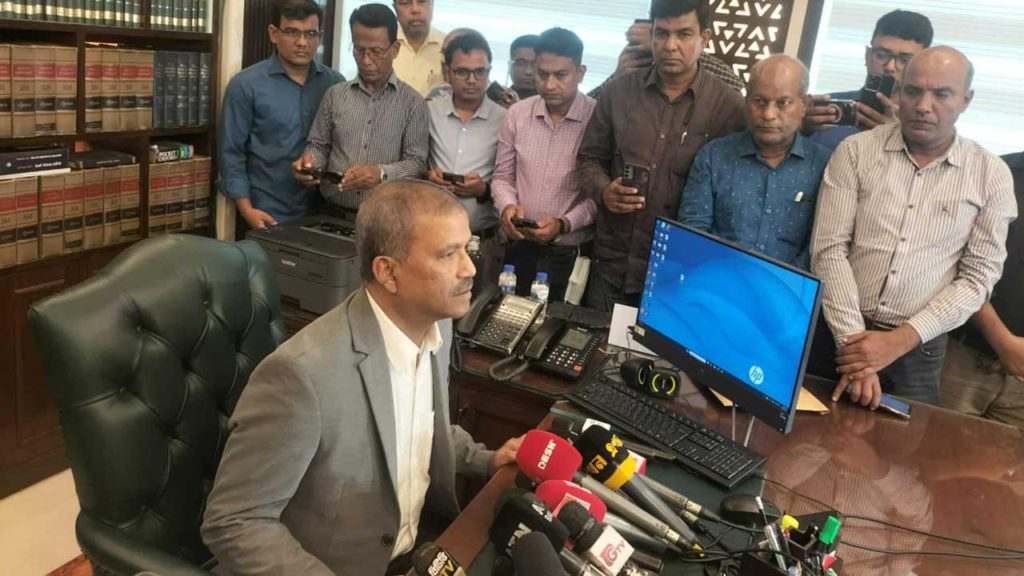 আমরা শেখ হাসিনাকে দেশে প্রত্যর্পণের জন্য ভারতের কাছে আবারও চিঠি লিখব