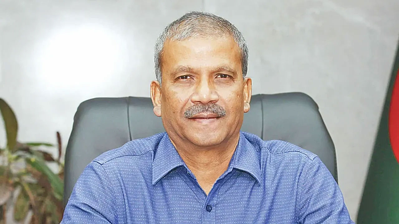 গণভোটের তারিখ ও বিষয়বস্তু নির্ধারণে দ্রুত সিদ্ধান্তের আহ্বান সরকারের উপদেষ্টা পরিষদের