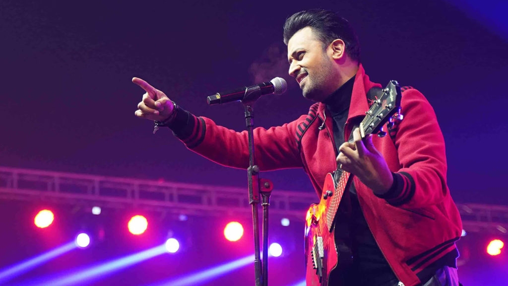 আতিফ আসলাম আবারও ঢাকায় কনসার্ট করতে আসছেন