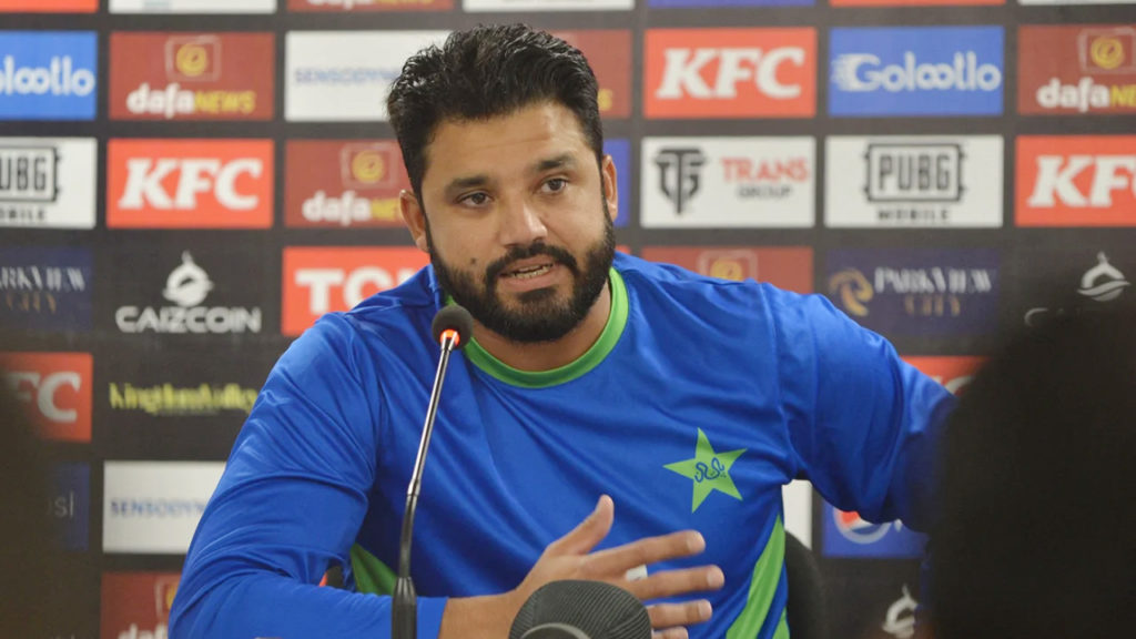 পিসিবিতে হঠাৎ পদত্যাগে শঙ্কা, আজহার আলি ছাড়লেন নির্বাচক ও যুব উন্নয়ন দায়িত্ব