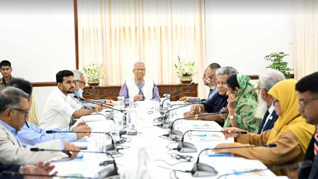 পরিবেশ রক্ষা করে সমন্বিত যোগাযোগ ব্যবস্থার উন্নয়ন ত্বরান্বিত করার আহ্বান প্রধান উপদেষ্টার