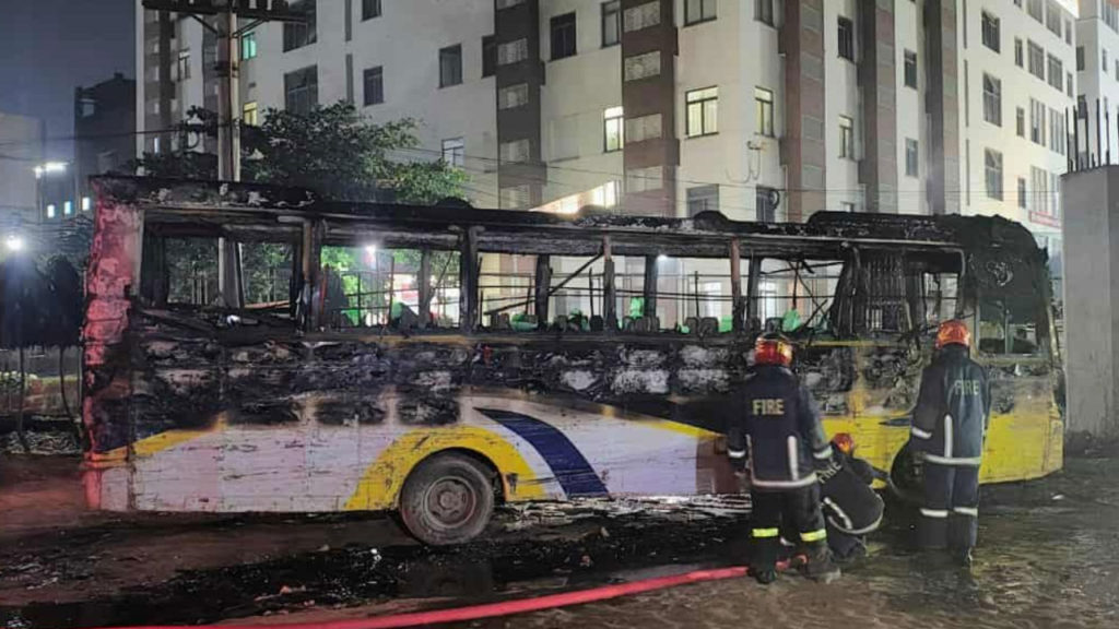 আশুলিয়ায় পার্কিং করা বাসে দুর্বৃত্তদের আগুন