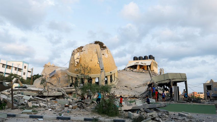 গাজার বিভিন্ন এলাকায় যুদ্ধবিরতির পরও ধ্বংসযজ্ঞ অব্যাহত