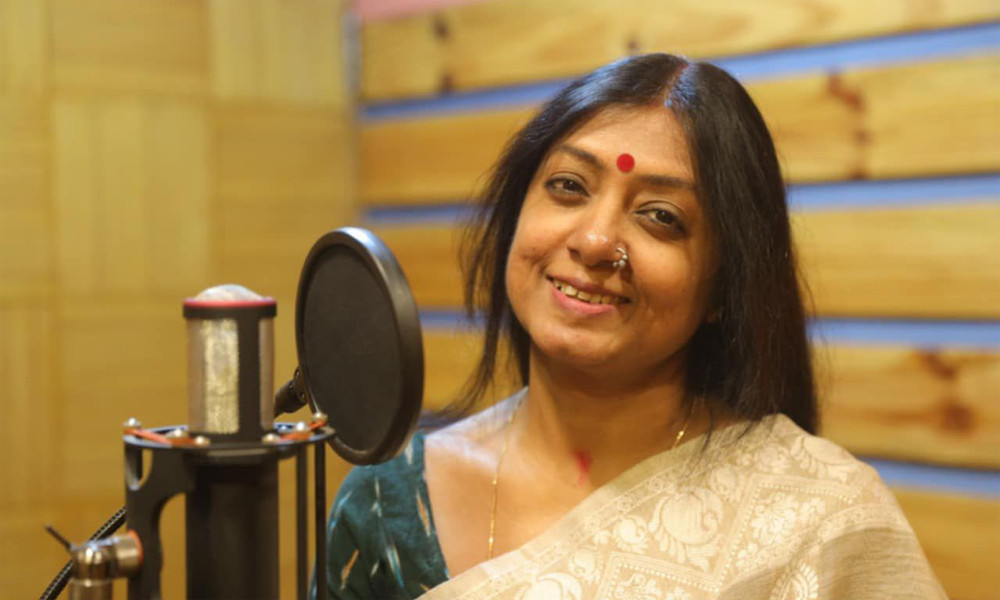 জীবনানন্দ দাশের ‘তোমরা যেখানে সাধ’ কবিতায় কণ্ঠ দিলেন শুভমিতা ব্যানার্জি