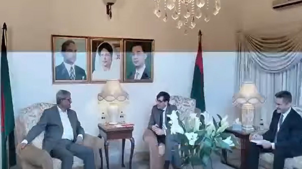 বিএনপি মহাসচিব মির্জা ফখরুলের সঙ্গে ফ্রান্সের নতুন রাষ্ট্রদূতের সৌজন্য সাক্ষাৎ