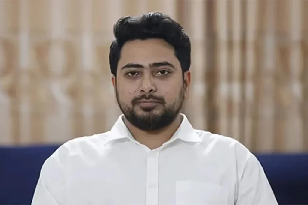 খালেদা জিয়ার সুস্থতা কামনায় নাহিদ ইসলামের বার্তা