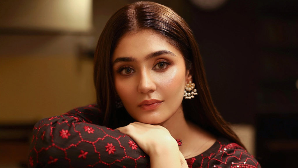 প্রেম নয়, সরাসরি বিয়ে—পুরনো সাক্ষাৎকারে ভাইরাল পাকিস্তানি অভিনেত্রী দুরেফিশান সেলিম