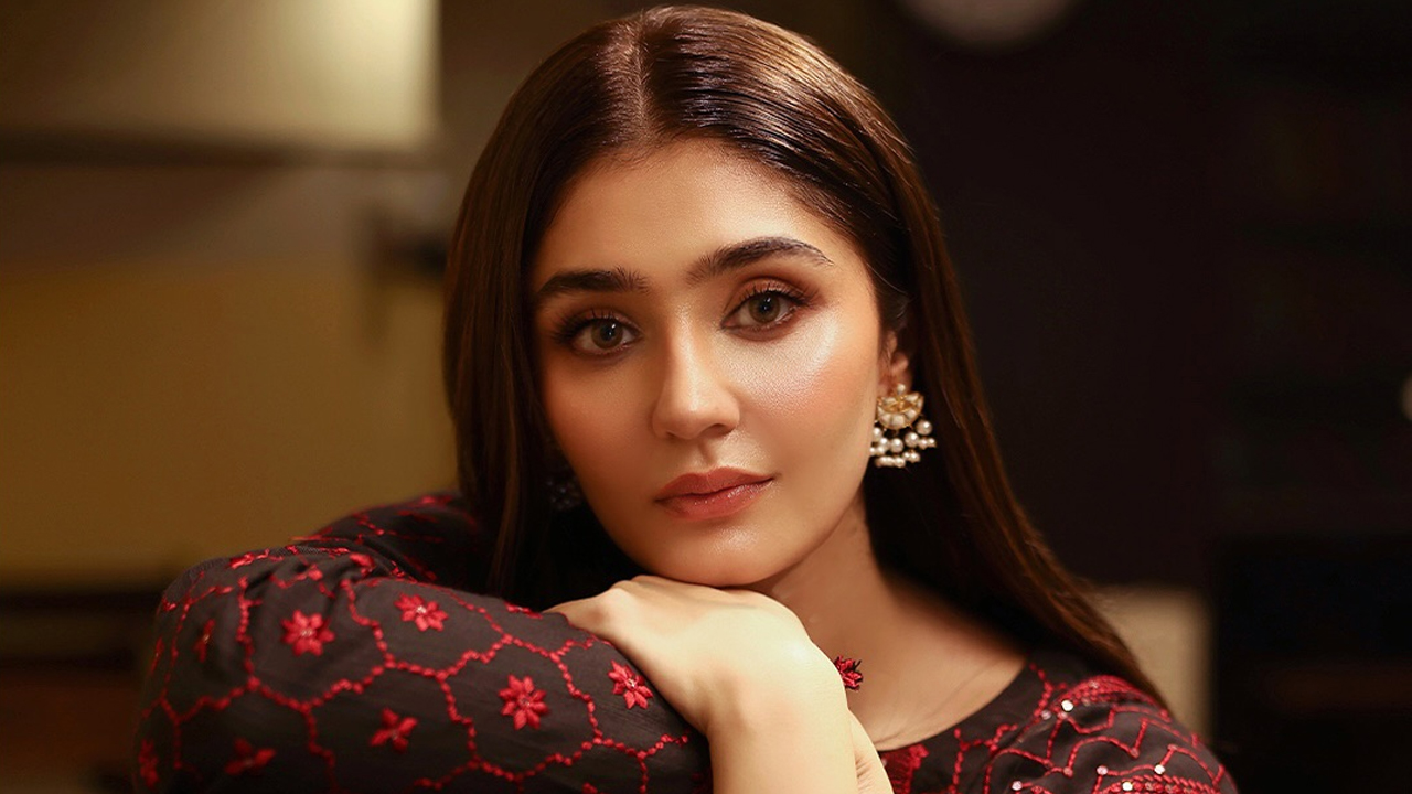 প্রেম নয়, সরাসরি বিয়ে—পুরনো সাক্ষাৎকারে ভাইরাল পাকিস্তানি অভিনেত্রী দুরেফিশান সেলিম