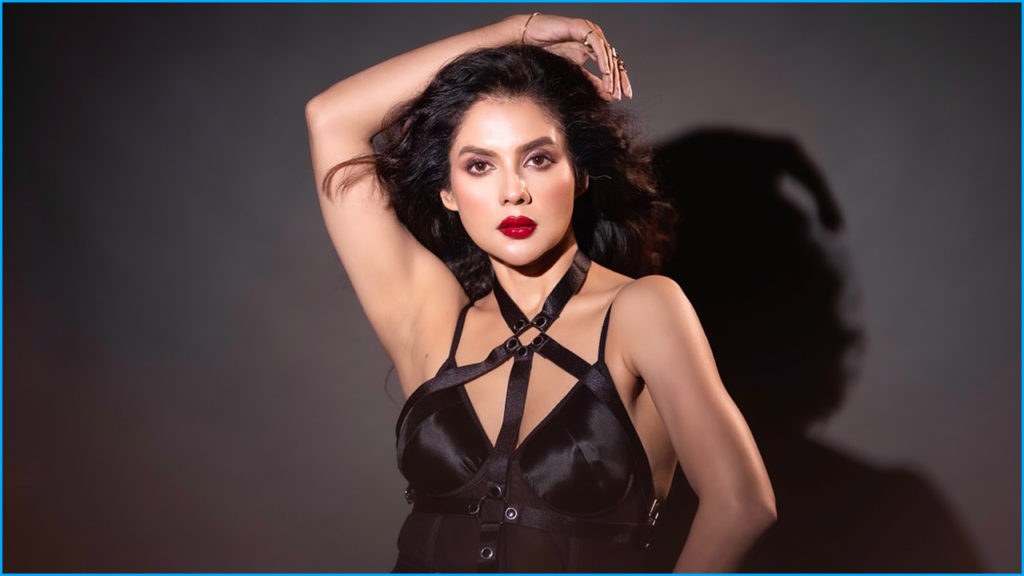 টলিউডে কাস্টিং কাউচ অভিজ্ঞতা প্রকাশ করলেন অভিনেত্রী পায়েল সরকার