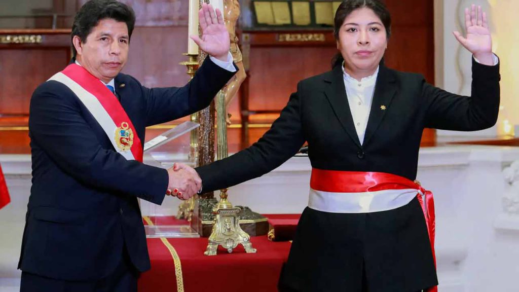 মেক্সিকোর সঙ্গে কূটনৈতিক সম্পর্ক ছিন্ন করল পেরু