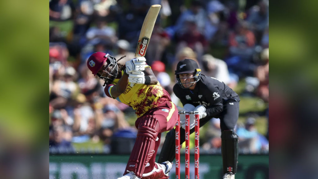 রোমাঞ্চকর ম্যাচে ওয়েস্ট ইন্ডিজকে হারিয়ে সিরিজে এগিয়ে নিউজিল্যান্ড