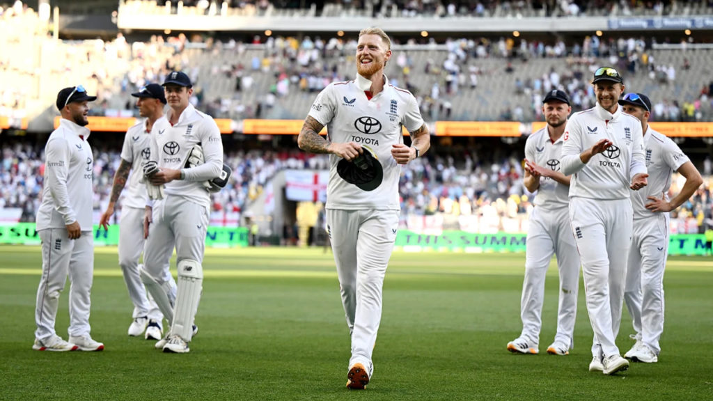 অ্যাশেজ সিরিজে ইংল্যান্ডের লিডে শুরু হয়েছে পার্থ টেস্ট