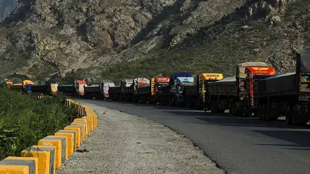 পাকিস্তানের ওপর অর্থনৈতিক নির্ভরতা কমাতে চায় আফগানিস্তান, মধ্য এশিয়ার সঙ্গে বাণিজ্য বাড়ানোর পরিকল্পনা