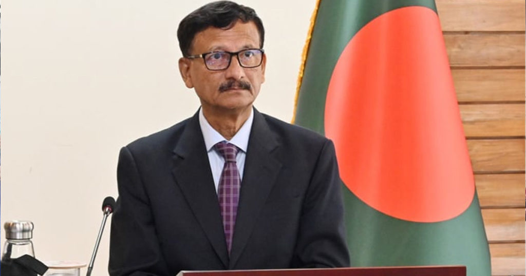 বিএনপি ভারপ্রাপ্ত চেয়ারম্যান তারেক রহমান দেশে ফিরতে চাইলে অন্তর্বর্তী সরকার এক দিনের মধ্যে  ট্রাভেল পাস ইস্যু করবে