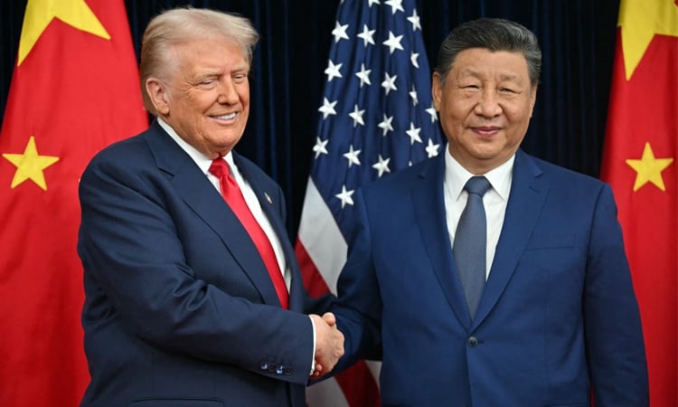 US and China Agree to Restore Military Communication Channels After Trump–Xi Talks