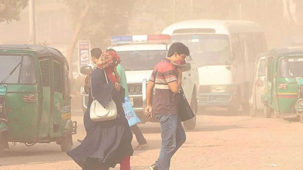 বায়ুদূষণে দিল্লি শীর্ষে, ঢাকা তৃতীয়