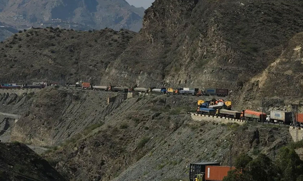 পাকিস্তান-আফগানিস্তান সীমান্তে নতুন করে তীব্র গোলাগুলি, দুই দেশের মধ্যে উত্তেজনা বৃদ্ধি