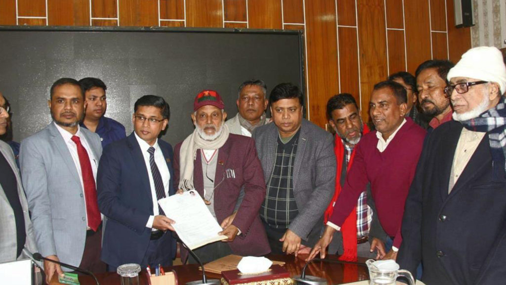 বগুড়া-৬ ও বগুড়া-৭ আসনে বিএনপির মনোনয়নপত্র জমা