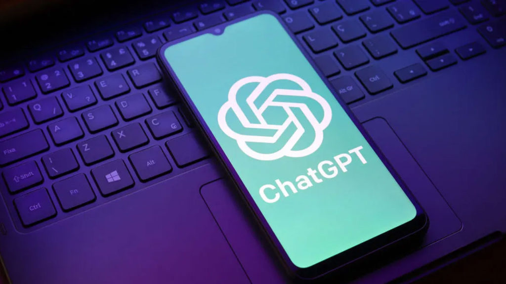 চ্যাটজিপিটিতে প্রচারণামূলক বার্তা প্রদর্শন নিয়ে বিতর্ক