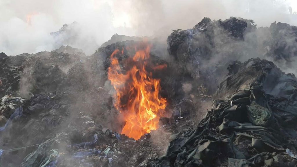 গাজীপুরে একদিনে তিনটি ভয়াবহ অগ্নিকাণ্ড: কোটি টাকার ক্ষয়ক্ষতির আশঙ্কা