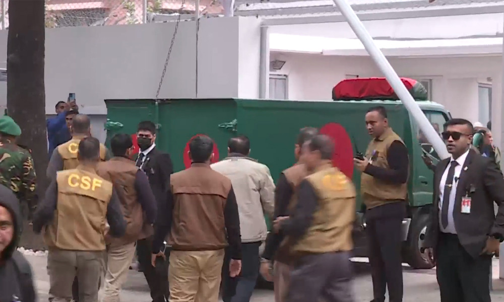 বেগম খালেদা জিয়ার মরদেহ গুলশানস্থ বাসভবন ‘ফিরোজায়’ নেয়া হয়েছে