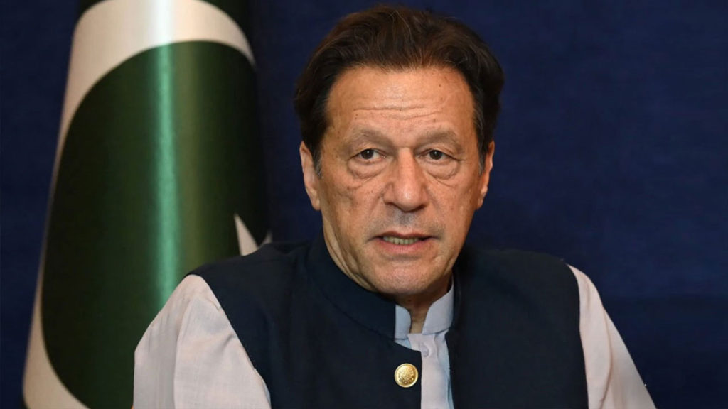 ইমরান খানের খোঁজ দেওয়ার দাবিতে পিটিআই বিক্ষোভের পরিকল্পনা, রাওয়ালপিন্ডিতে ১৪৪ ধারা জারি