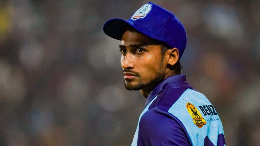 মেহেদি হাসান রানার হ্যাটট্রিক, বিপিএল ২০২৫-এ নতুন রেকর্ড