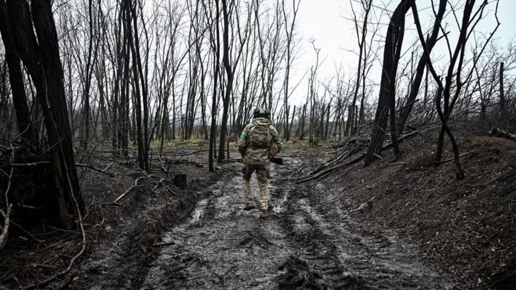 পোকরোভস্ক দখল: রাশিয়ার জন্য বড় সামরিক জয় দাবি