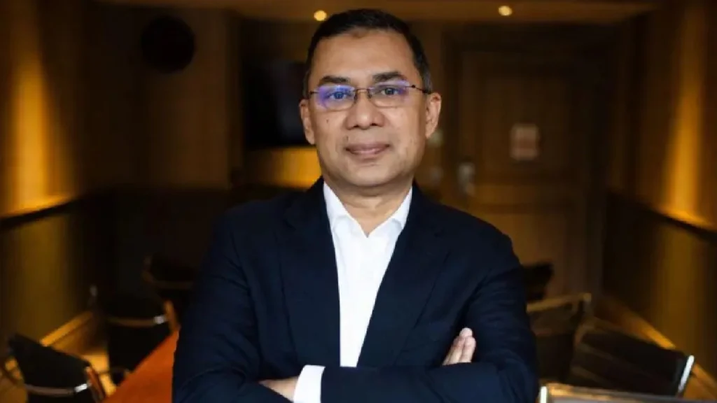 রাজধানীর আগারগাঁওয়ে নির্বাচন ভবনে প্রধান নির্বাচন কমিশনারের সঙ্গে বৈঠক বি এন পি