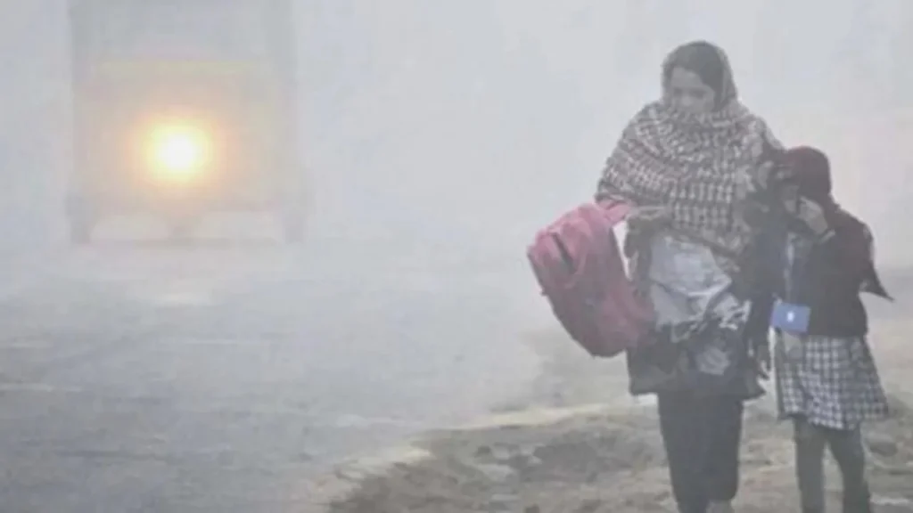 ঢাকায় শীতের অনুভূতি জোরালো, আকাশ আংশিক মেঘলা থাকবে